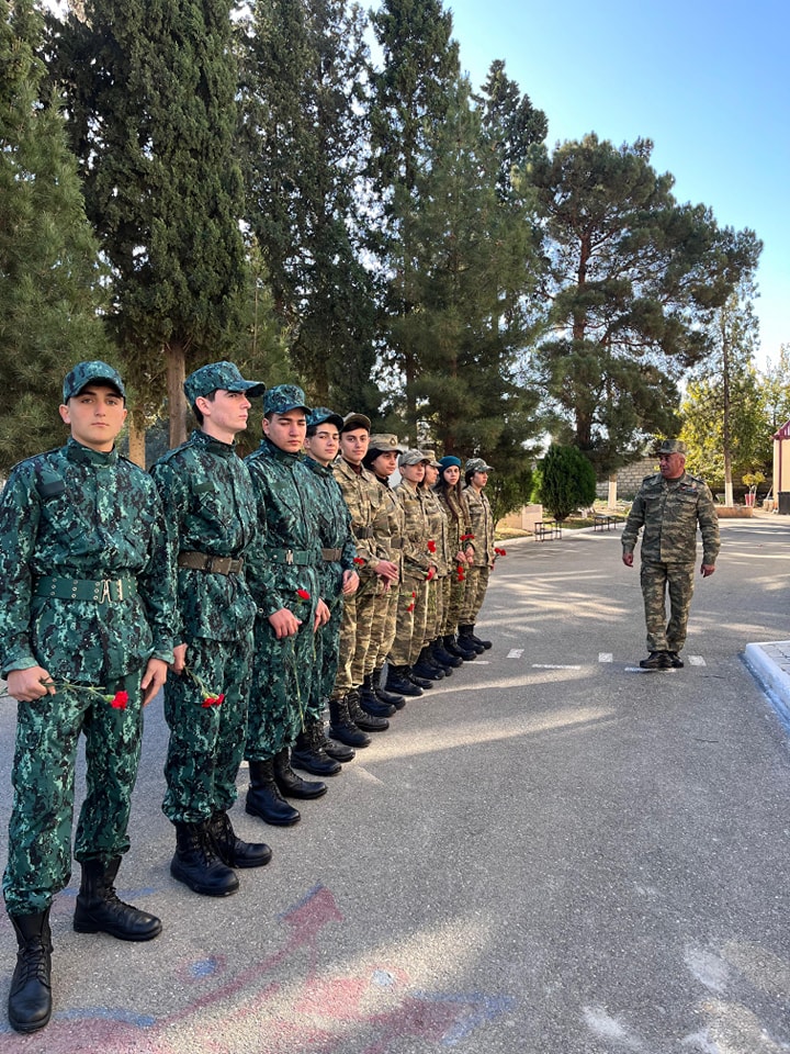 Azərbaycanın Milli Qəhrəmanının büstünün açılışı olub