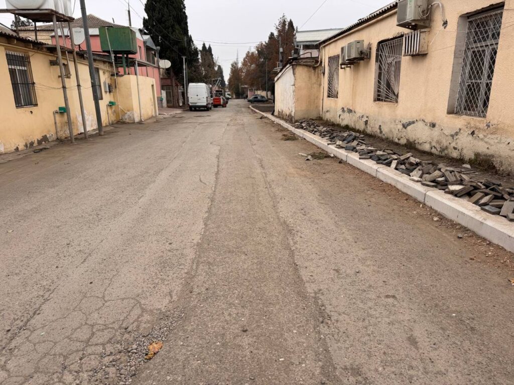 Gəncədə mərkəzi yollar təmir edilir