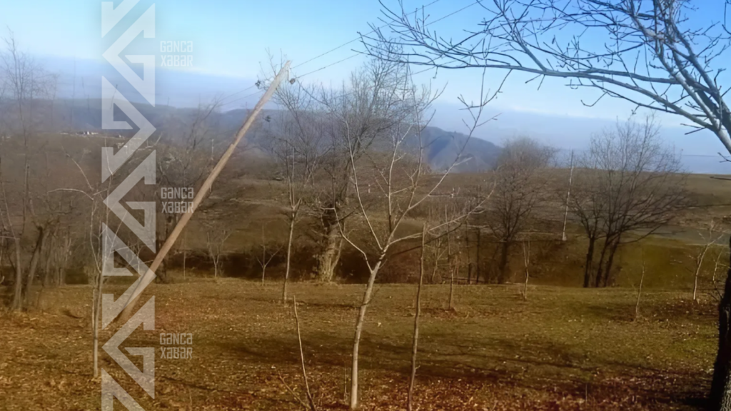 Qəzalı dirəklər sakinlərin narahatlığına səbəb olub