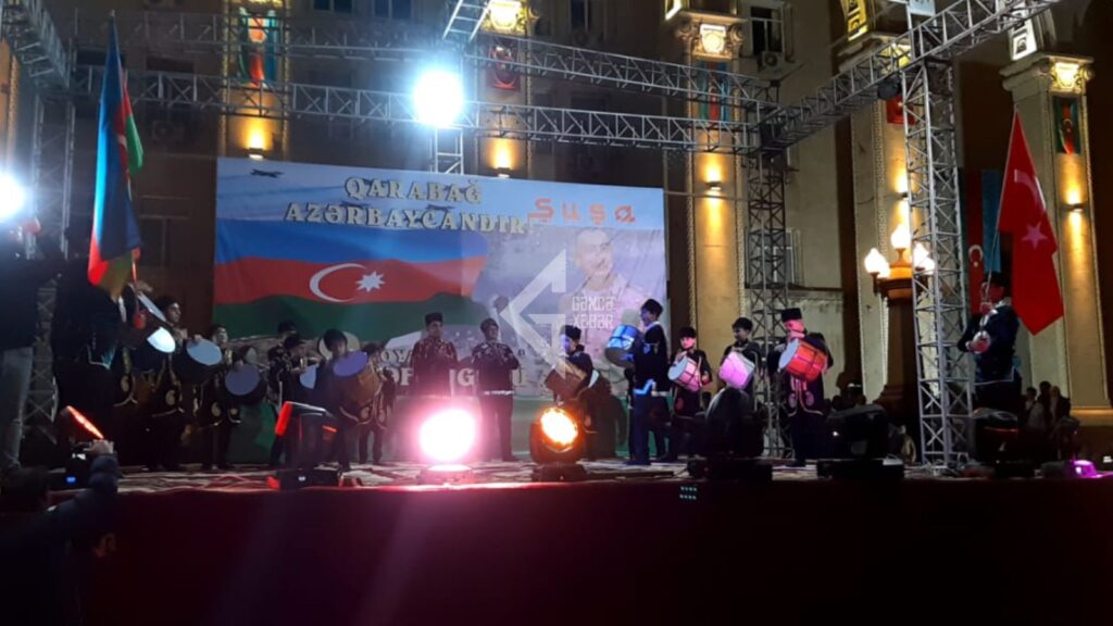 Gəncə Zəfər Günü belə qeyd etdi