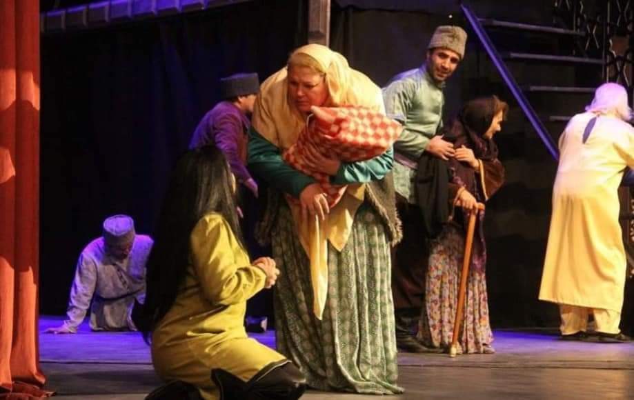 "CAVAD XAN" tarixi dramı nümayiş olunub