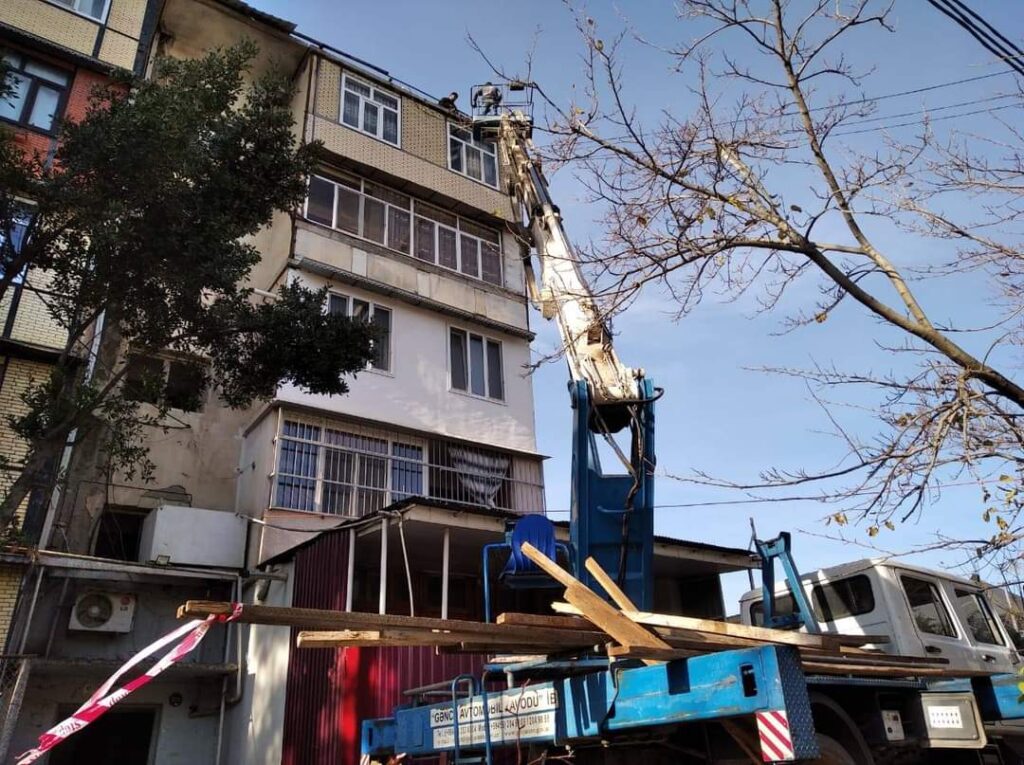 MKTİB tərəfindən dam örtükləri və novdanlar təmir edilib