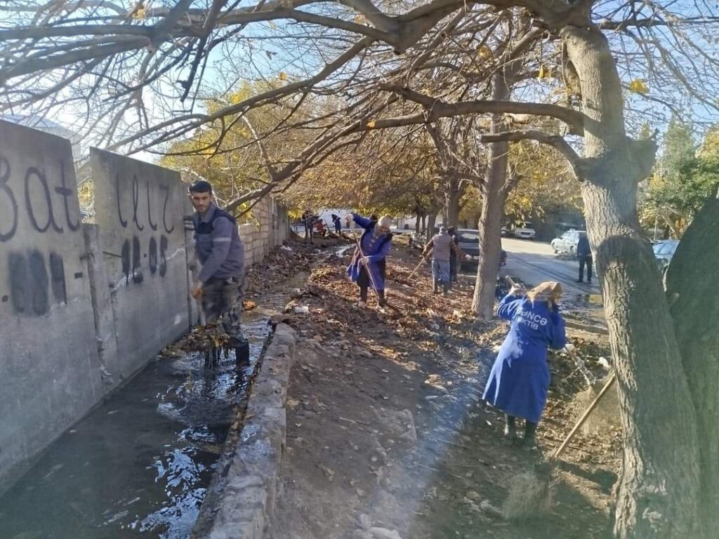 Sadıllı qəsəbəsində təmizlik işləri görülüb