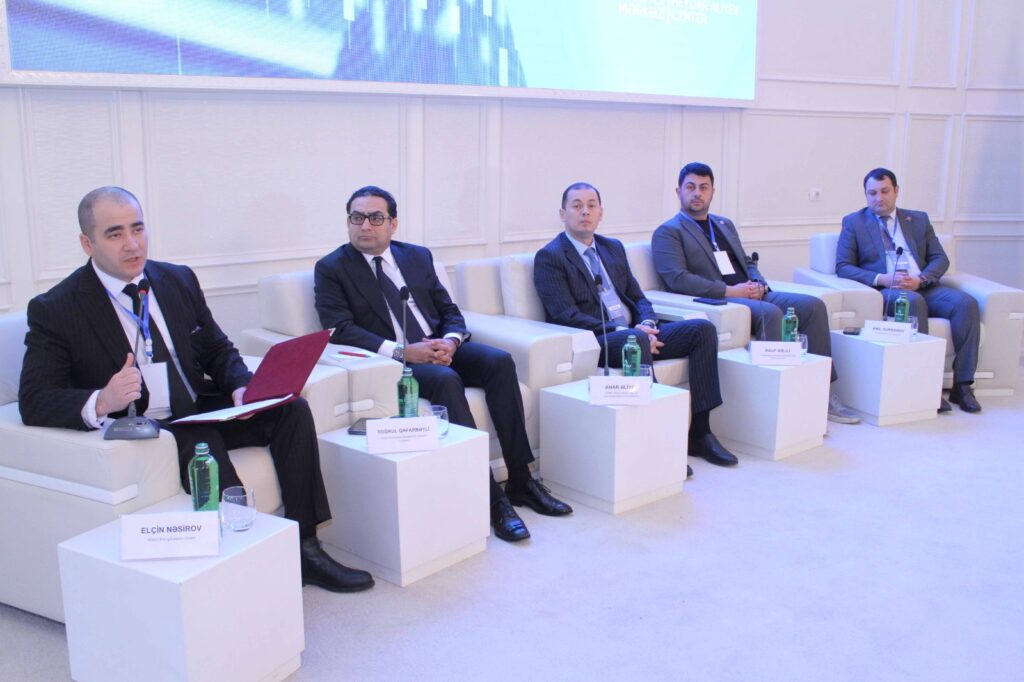 ADAU-da forum keçirilib