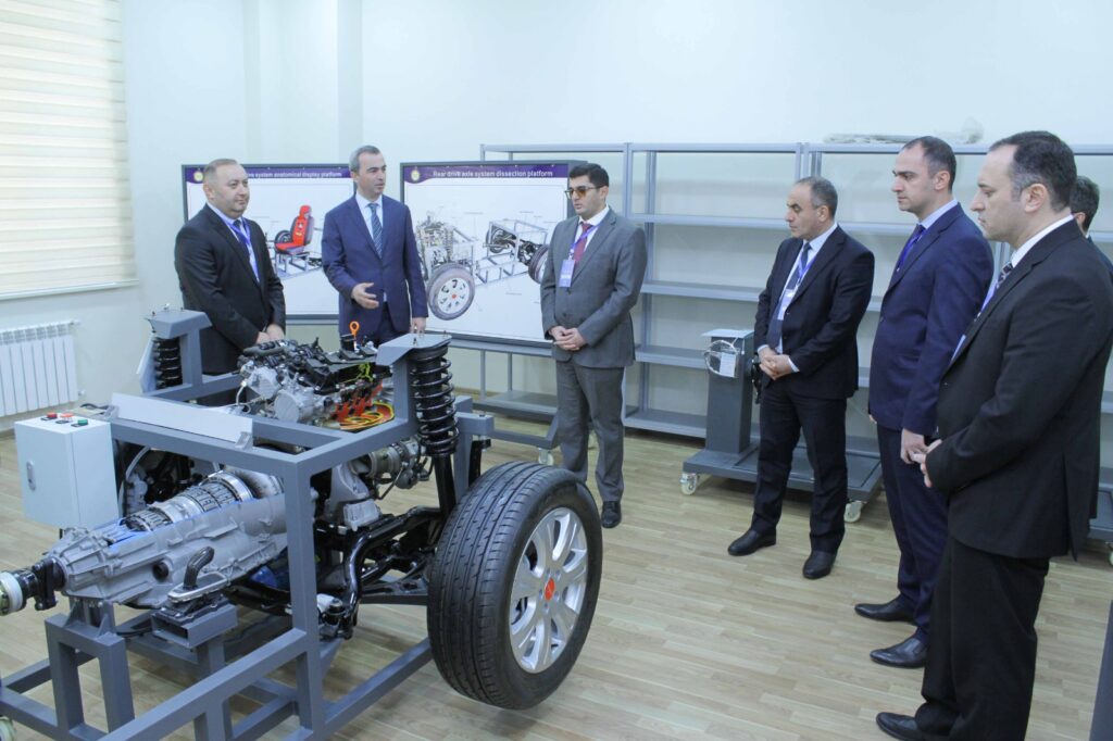 ADAU-da forum keçirilib