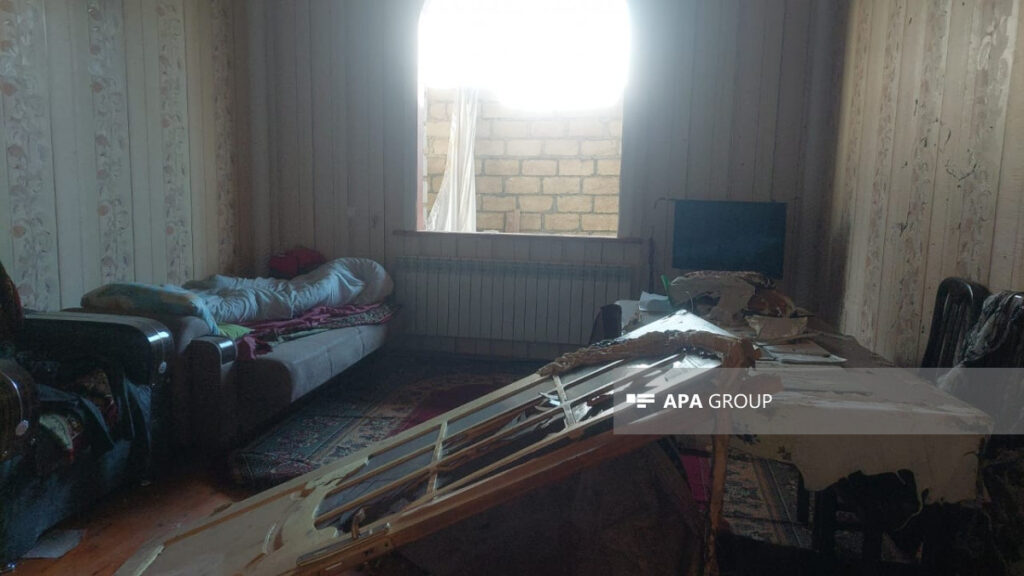 Şəmkirdə baş verən partlayışda ana və qızı xəsarət alıb - FOTO + YENİLƏNİB