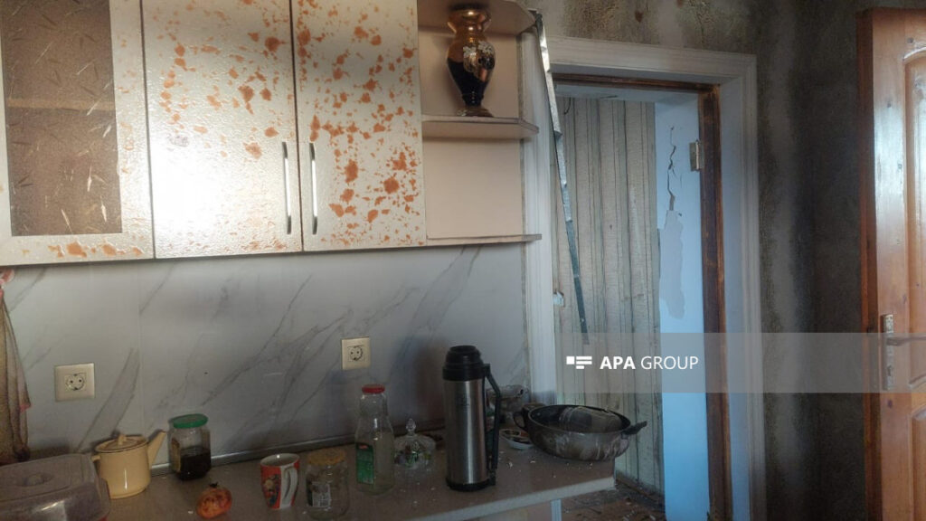 Şəmkirdə baş verən partlayışda ana və qızı xəsarət alıb - FOTO + YENİLƏNİB