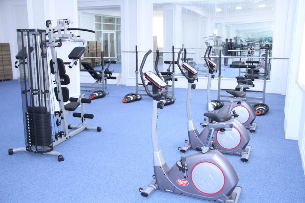 “Dərsə davamiyyəti zəif olan tələbələrə xəbərdarlıq edildi, universitetdən uzaqlaşdırıldılar” – REKTORLA ÖZƏL MÜSAHİBƏ