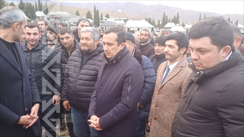 Təyyarə qəzasında həlak olan Ramin İbrahimov dəfn edilib <br />
