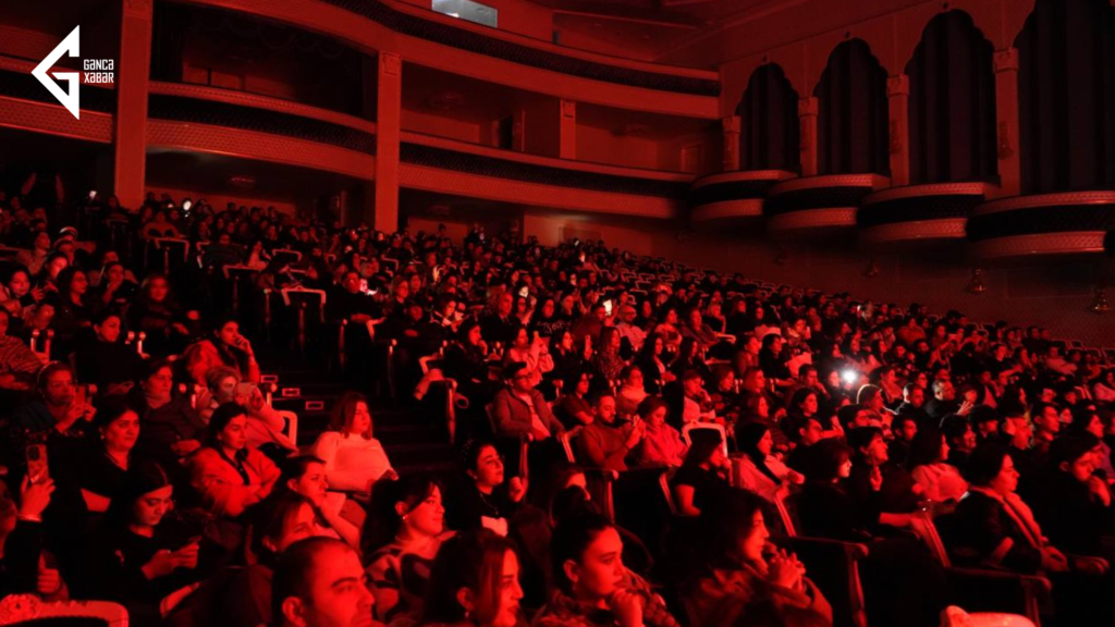 Akademik Musiqili Teatr Gəncədə alqışlarla qarşılandı