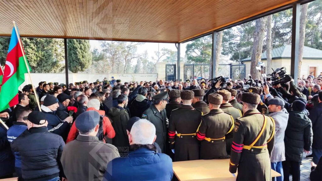 Gəncəli şəhidin izdihamla torpağa tapşırılmasından iki il ötür