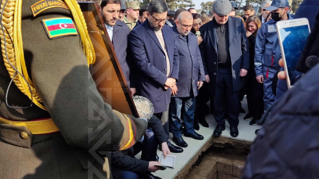 Gəncəli şəhidin izdihamla torpağa tapşırılmasından iki il ötür