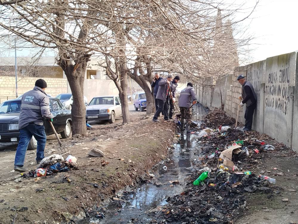 Gəncənin daha bir qəsəbəsində təmizlik işləri görülüb