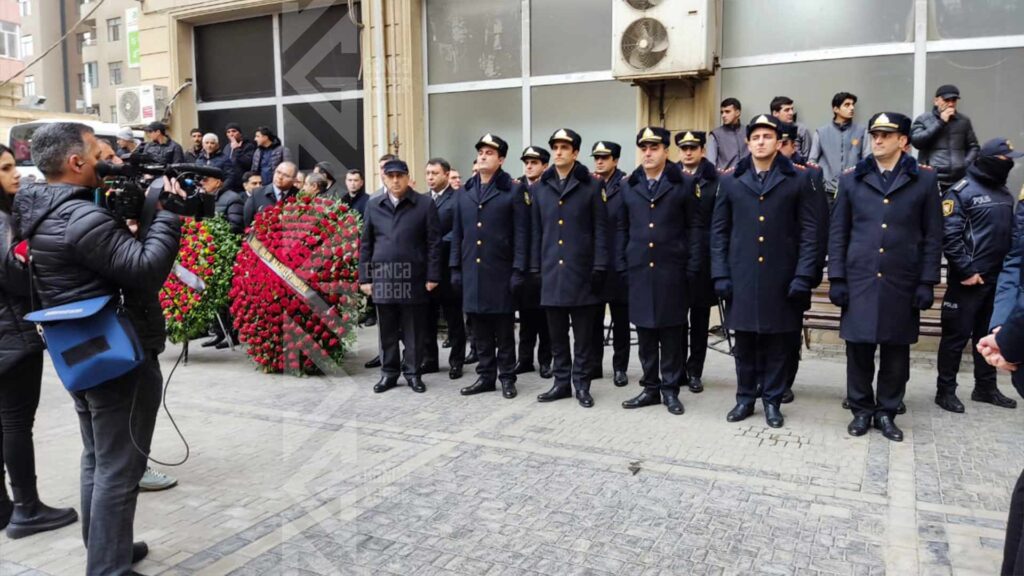 Gəncəli şəhidin izdihamla torpağa tapşırılmasından iki il ötür