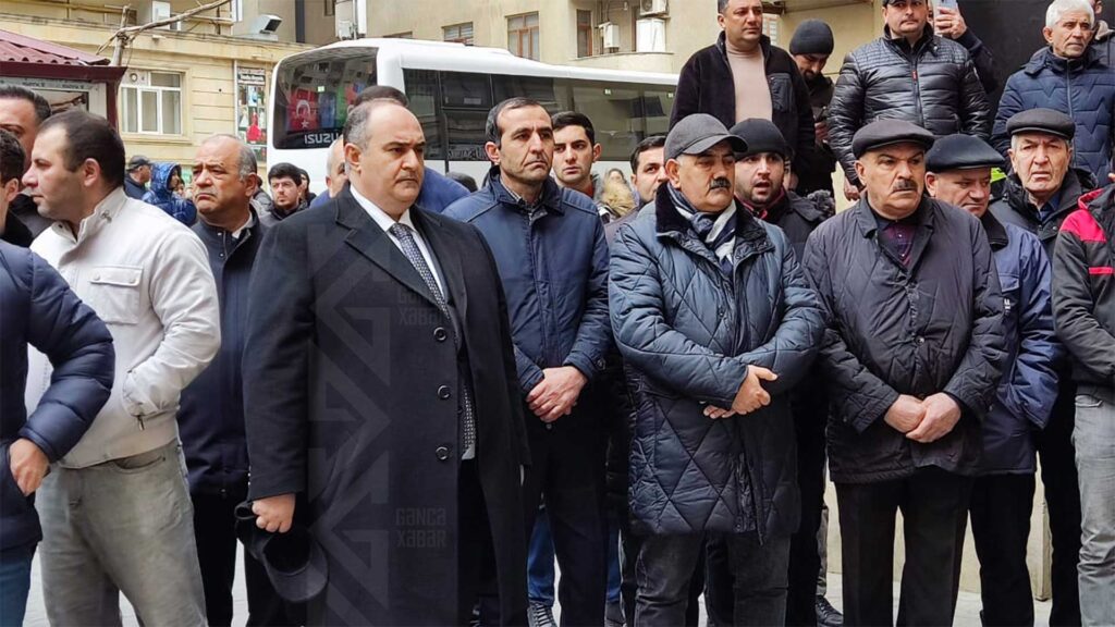 Gəncəli şəhidin izdihamla torpağa tapşırılmasından iki il ötür