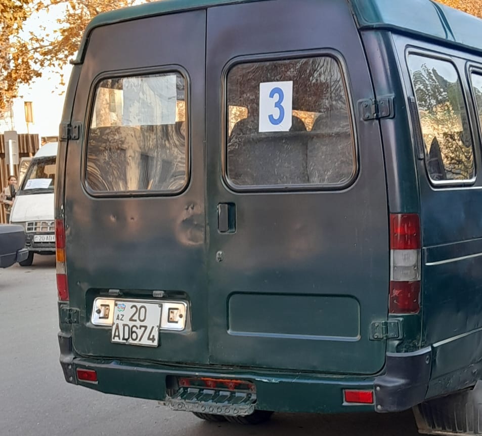 Gəncə sakinləri marşrut avtobuslarından ŞİKAYƏTÇİDİR