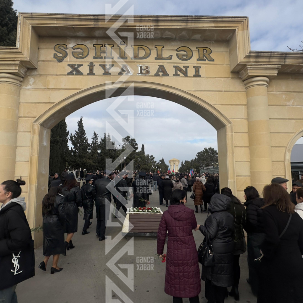 Gəncədə 20 Yanvar faciəsinin şəhidləri yad olunublar - FOTO/VİDEO