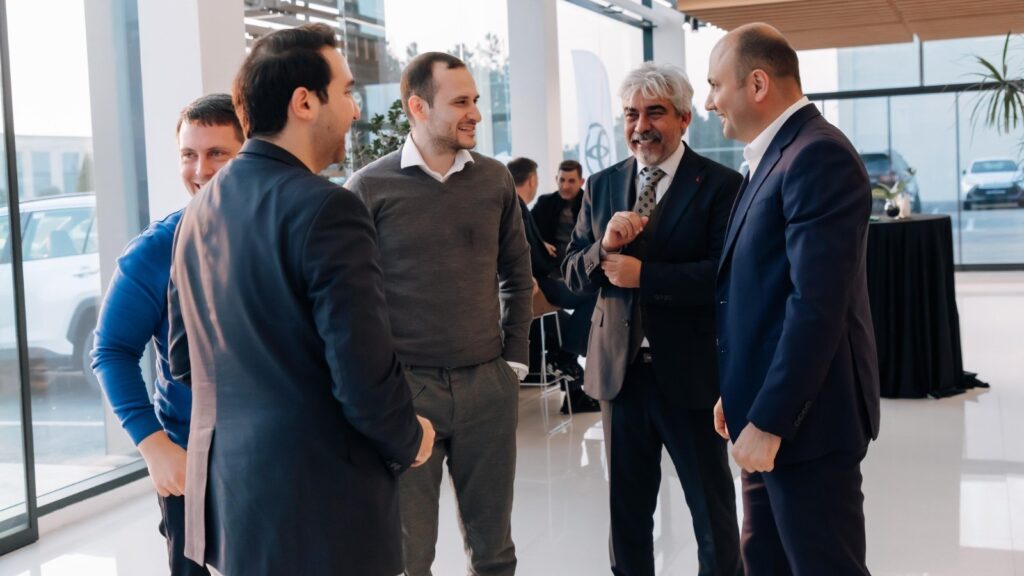 “Toyota” Gəncə Mərkəzi müştərilərinin xidmətinə verildi