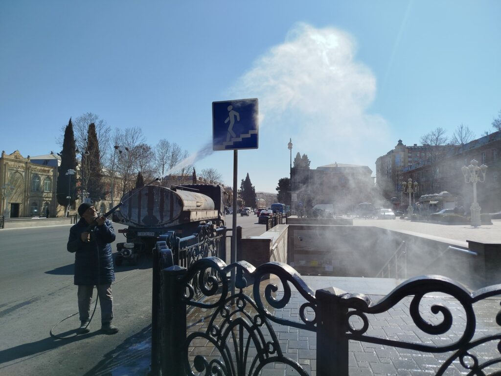 Gəncədə növbəti təmizlik aksiyası keçirilib