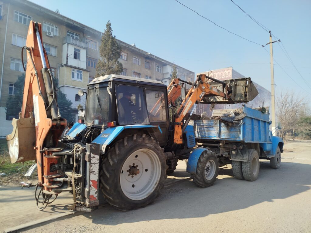 Gəncədə növbəti təmizlik işləri aparılıb