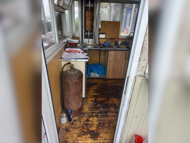 AQTA “Dost”u dönərsiz qoydu