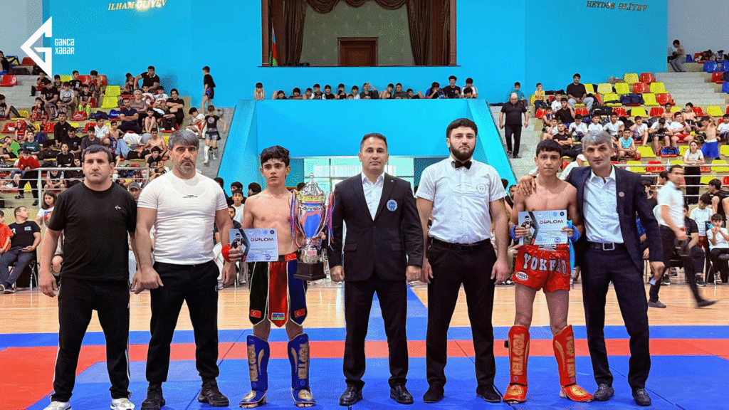 Gəncə kikboksçuları “Qərb Kuboku”nun qalibi oldu