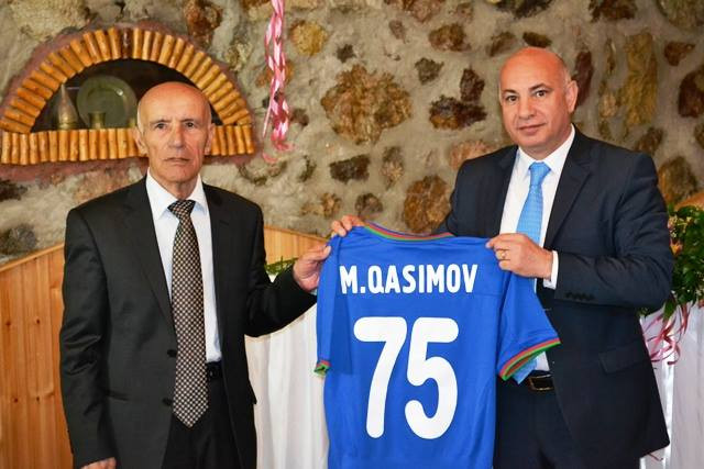Gəncə: veteran futbolçu Müzəffər Qasımov vəfat edib
