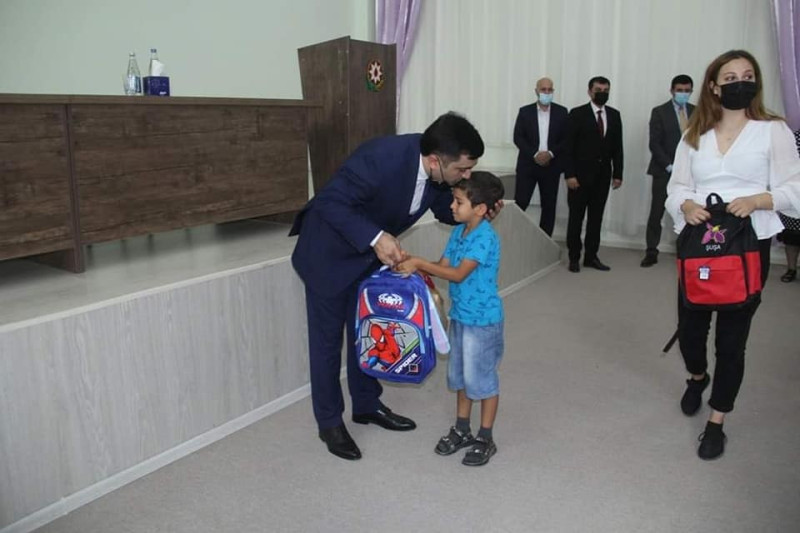 Gəncədə bir sıra aztəminatlı ailələrlə görüş keçirilib