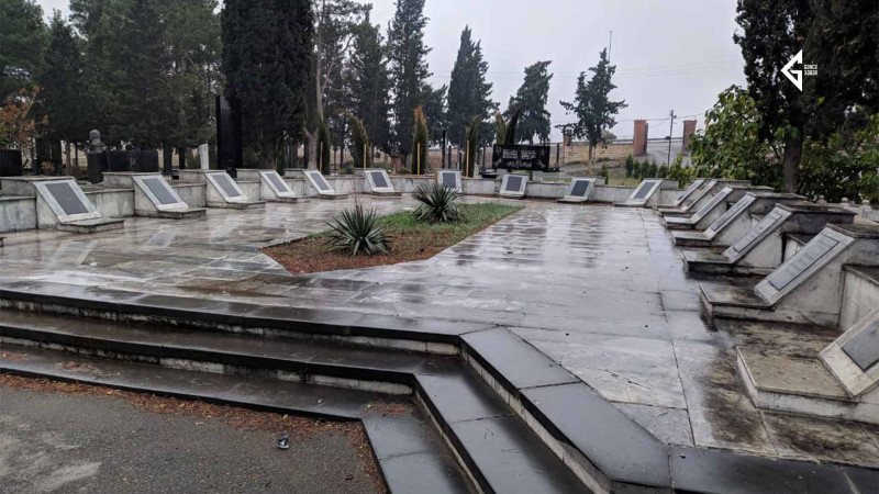 Gəncədə 19 ispan pilotunun məzarı