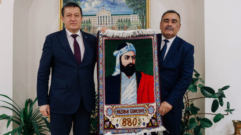 Aqrar Universitetinin rektoru Kazanda səfərdədir