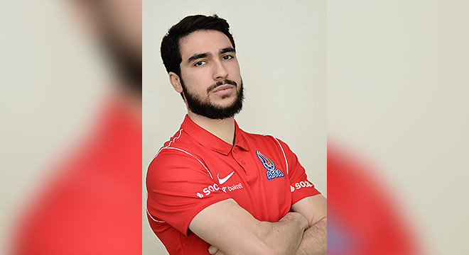 Gəncəli futbolçu milli yığmanın şərəfini qoruya bilər