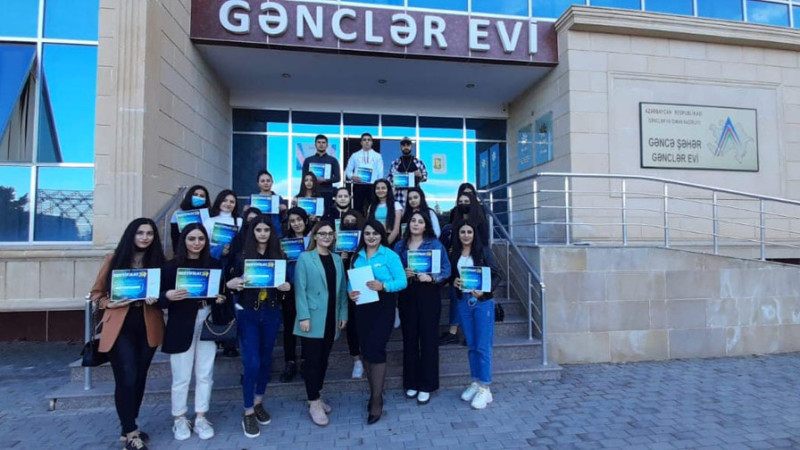 Gəncədə Uğursuzluqdan Uğura adlı vebinar keçirilib