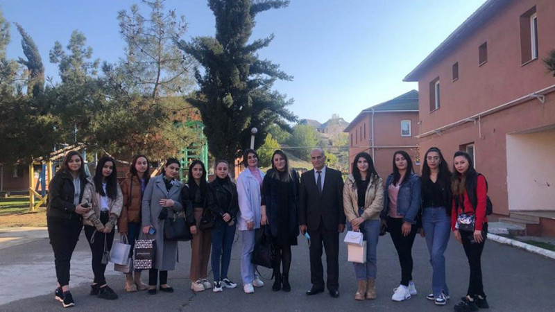 Gəncə Dövlət Universitetinin tələbələrinə qeyri-adi seminar dərsi keçirilib