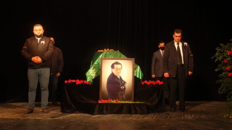 Gəncədə Vaqif Şərifovla vida mərasimi keçirilib