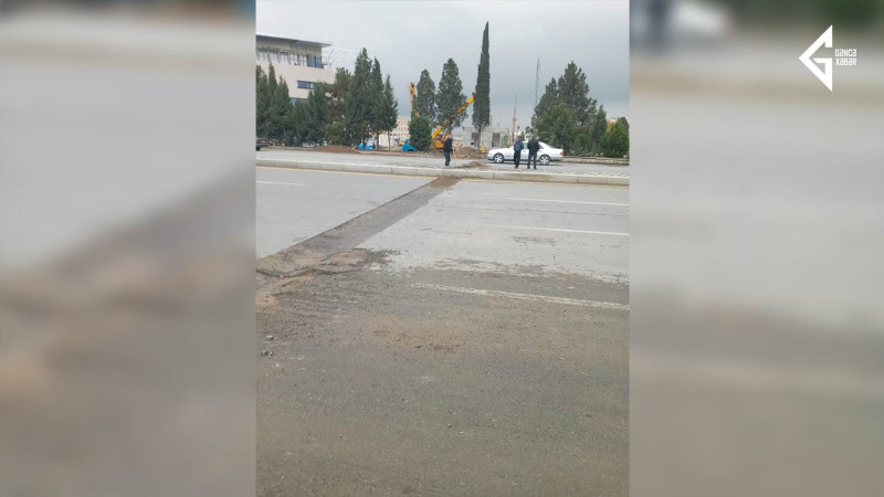 Gəncə Hava Limanına aparan yolda çökəklik əmələ gəlib
