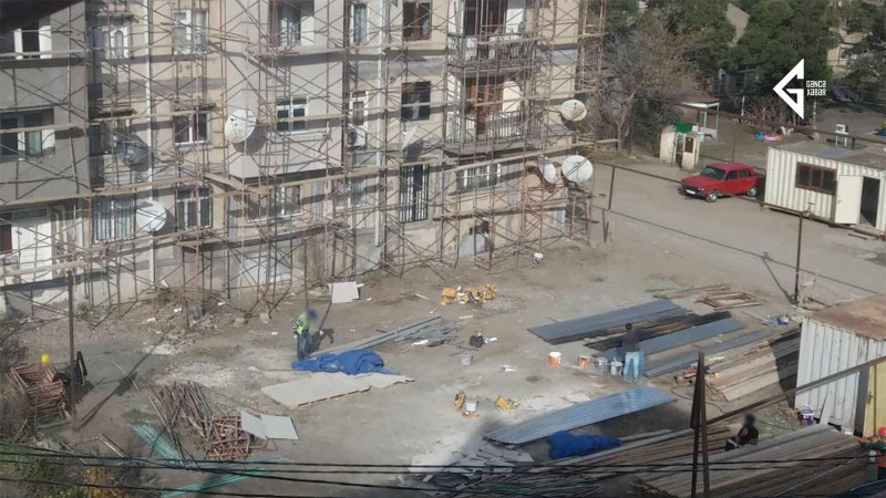 Gəncədə binaların və həyətlərin təmir olunması davam etdirilir