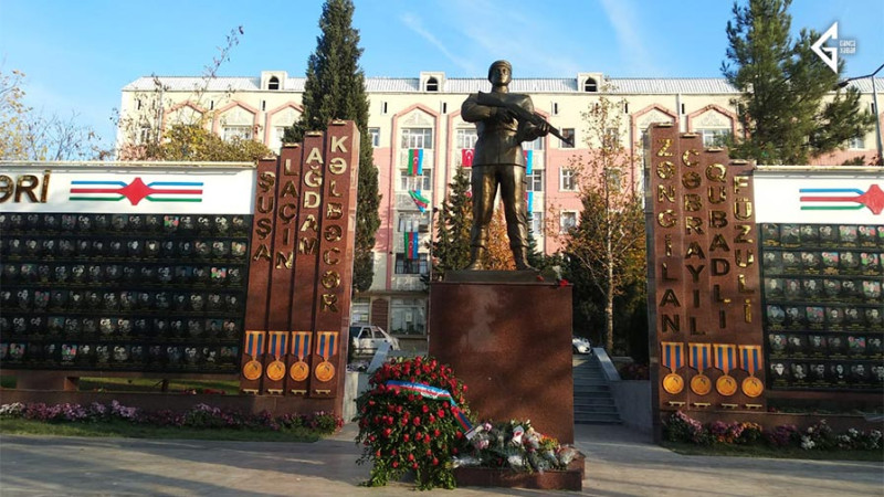Gəncədə Memorial Abidə Kompleksi açılıb