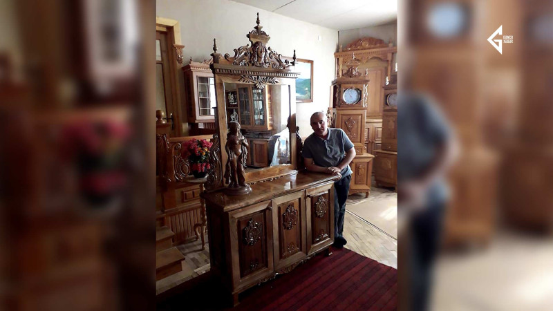 Gəncədə qədim sənətlə məşğul olan usta: O, 40 ildir ki Bədii ağacişləmə sənətini yaşadır