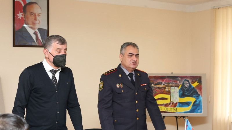 Gəncə: polis əməkdaşları şagirdlərlə müarifləndirici söhbətlər aparıblar