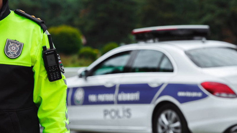 Gəncədə polis əməkdaşı qəza zamanı dünyasını dəyişib