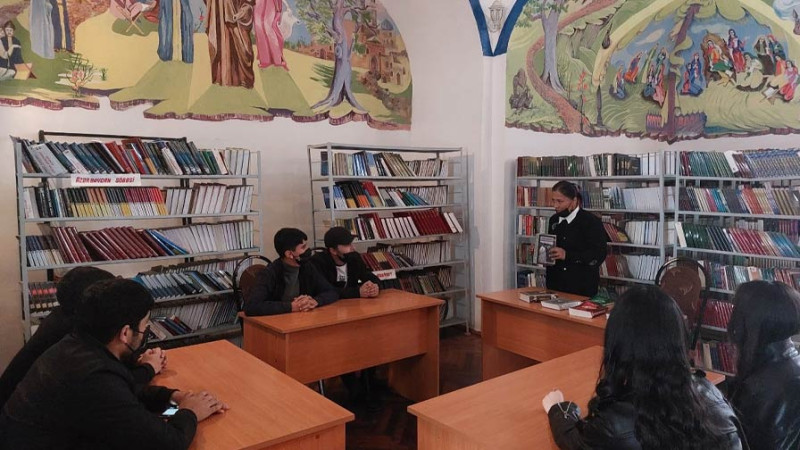 Gəncədə Fyodor Dostoyevskinin 200 illik yubileyi qeyd olunub