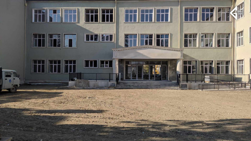 Gəncədə tamamilə sökülən məktəb yenidən inşa olunur