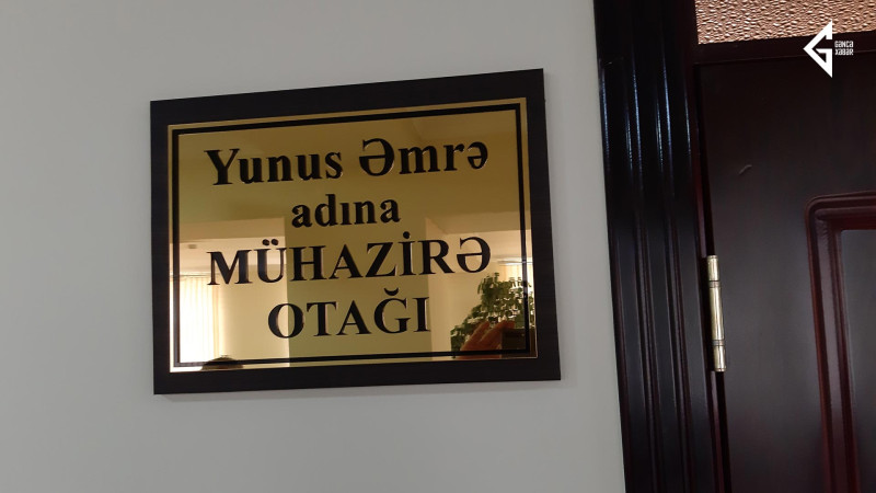 Gəncə: universitet otağına Yunus Əmrənin adı verilib