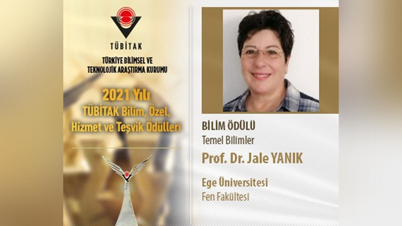 Gəncədə fəaliyyət göstərən türkiyəli professor Elm Mükafatı ilə təltif olunub