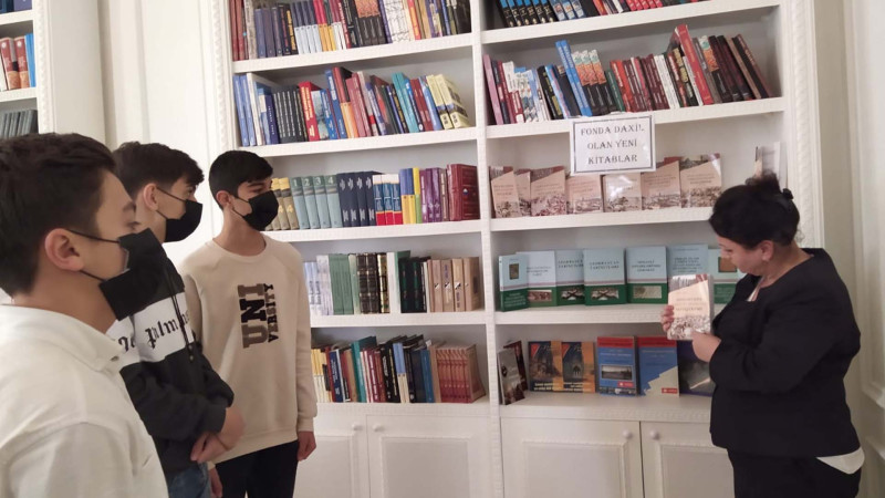 Gəncədə kitab sərgisi təşkil olunub