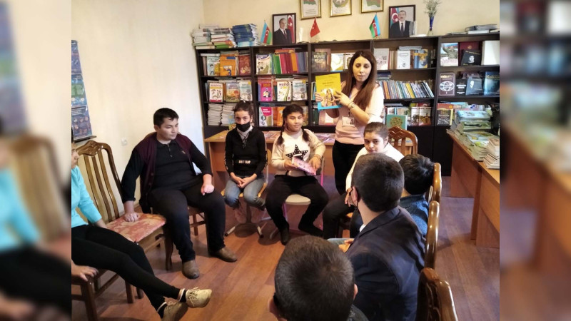 Gəncədə Mənim nağıllı dünyam adlı kitab sərgisi keçirilib
