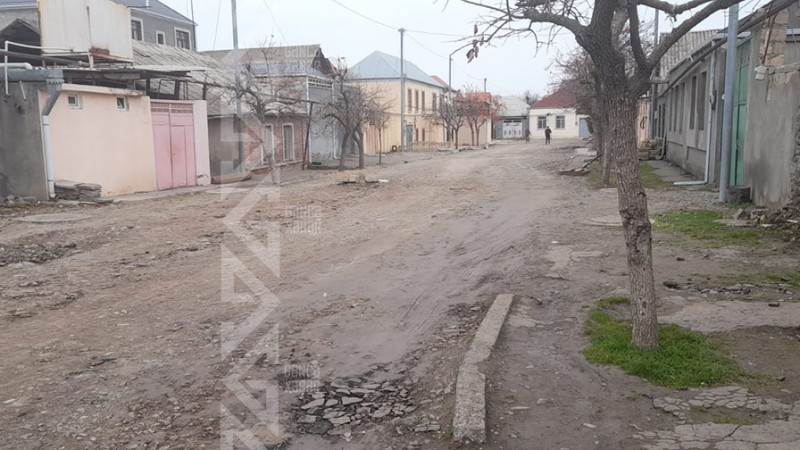 Gəncədə küçə: qazıntı işlərindən sonra heç bir tədbir görülməyib