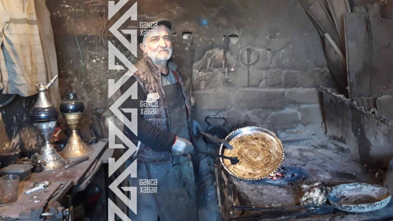 Gəncəli qalayçı ata və oğul sənəti yaşatmağa davam edirlər