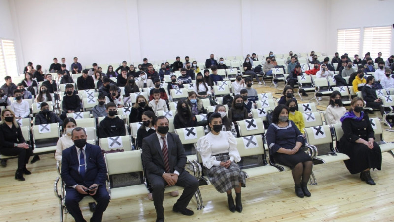 Gəncədə ikili diplomla bağlı tədbir baş tutub