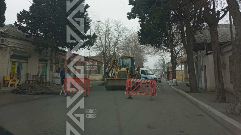 Gəncənin Skonnunun dörd yoluda yol bağlanıb: su xətti təmir olunur